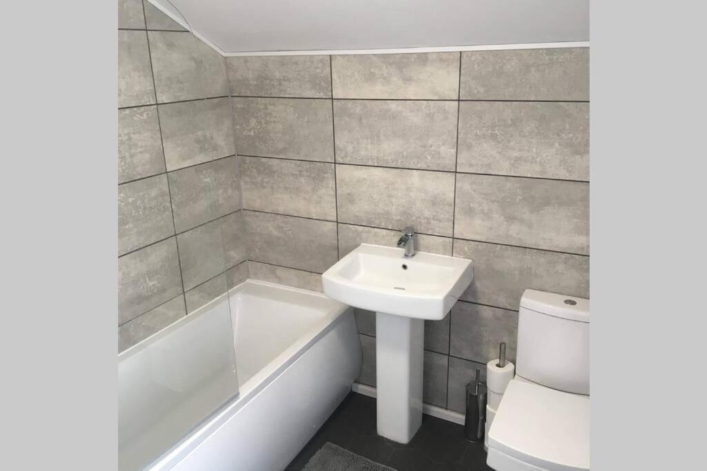 The Terrace Chester, Modern 3 Bed House Exterior foto